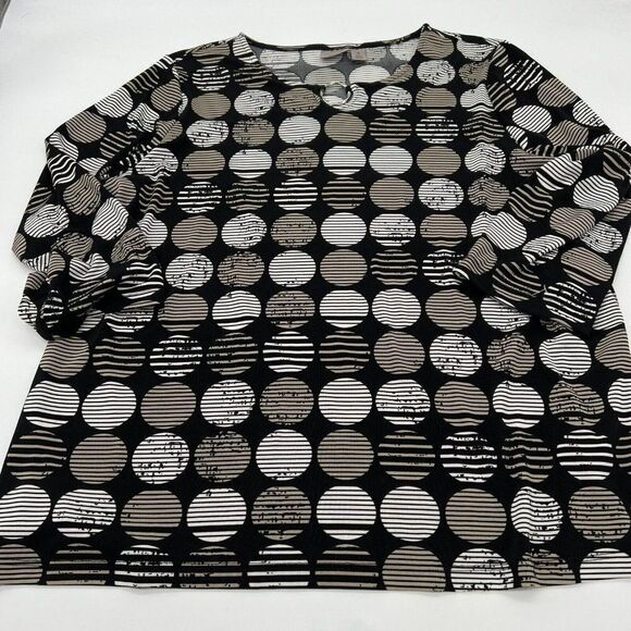 Chicos Easy wear Circles Blouse Metal Detail Size 3(large) - Picture 1 of 5